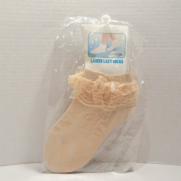 Vtg PINK Leg ANKLET LACE RUFFLE Lacy Socks One Size Nylon Serena Made Taiwan - Picture 3 of 3